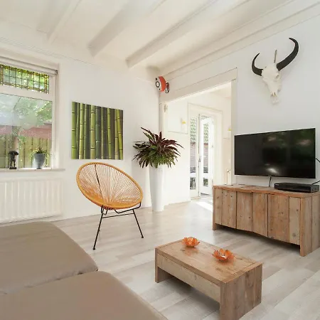 Restful Holiday In On A Dutch Coast * ברחן