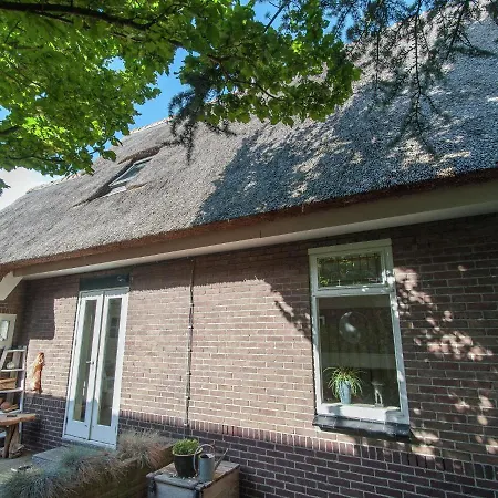 בית נופש Restful Holiday In On A Dutch Coast ברחן
